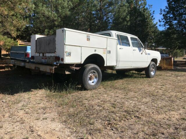 Dodge Power Wagon 1979 image number 17
