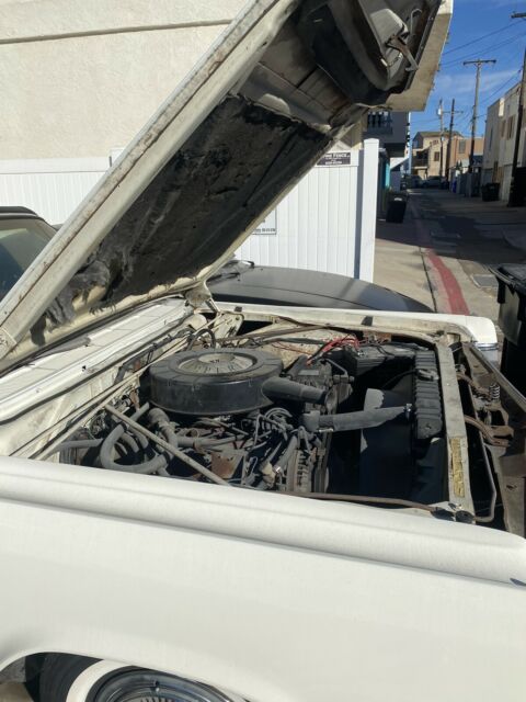 Chrysler Imperial Crown 1967 image number 46