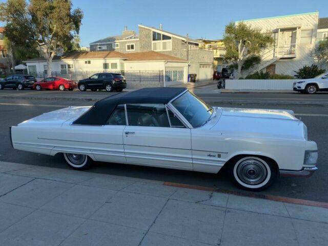 Chrysler Imperial Crown 1967 image number 6