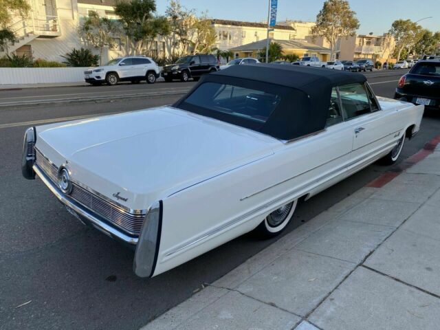 Chrysler Imperial Crown 1967 image number 7