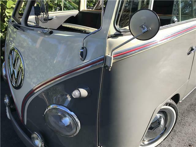Volkswagen Bus/Vanagon 1961 image number 2