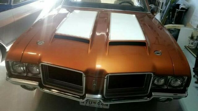 Oldsmobile Cutlass 1971 image number 2