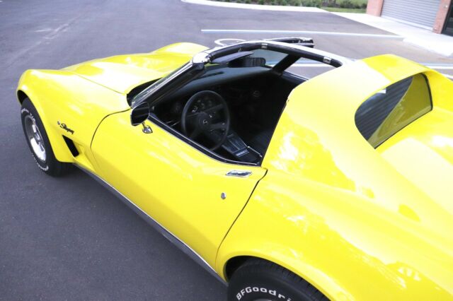 Chevrolet Corvette 1976 image number 47