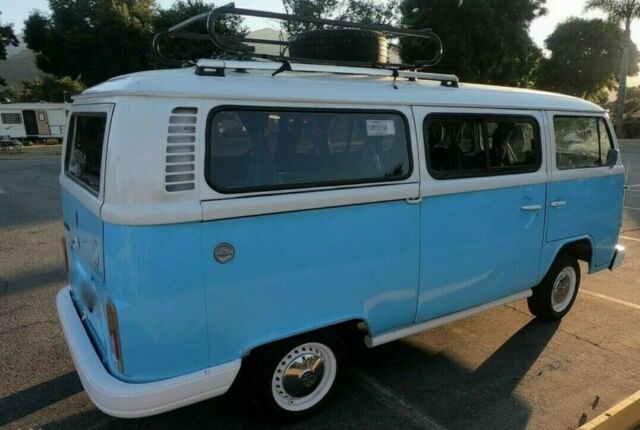 Volkswagen Bus/Vanagon 1973 image number 6