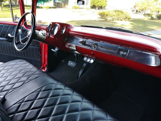 Chevrolet Bel Air/150/210 1957 image number 38