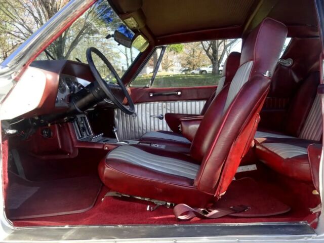 Studebaker Avanti 1973 image number 5