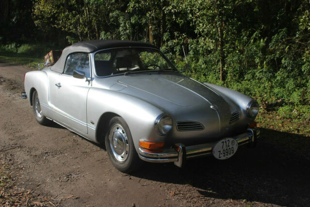 Volkswagen Karmann Ghia 1972 image number 3