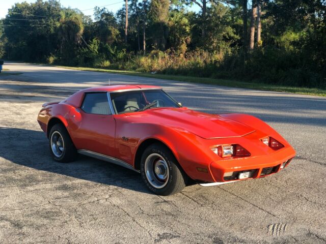 Chevrolet Corvette 1974 image number 2