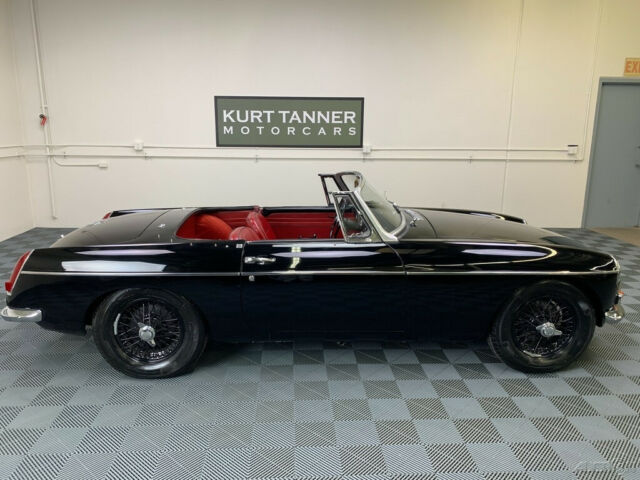 MG MGB 1963 image number 20