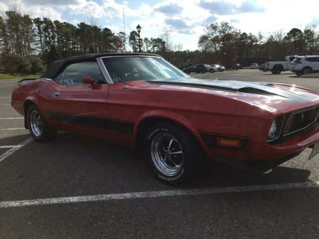 Ford Mustang 1973 image number 6