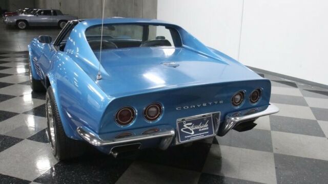 Chevrolet Corvette 1971 image number 10