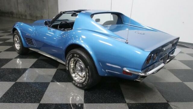 Chevrolet Corvette 1971 image number 32