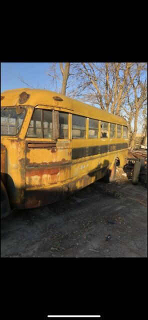 Ford Schoolbus 1947 image number 12