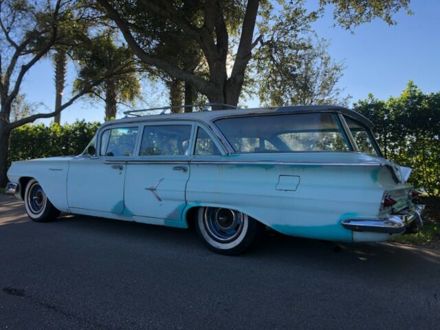 Chevrolet Bel Air/150/210 1960 image number 1