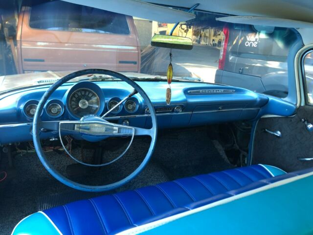 Chevrolet Bel Air/150/210 1960 image number 13