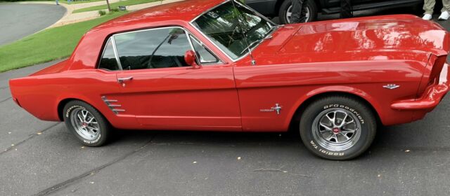 Ford Mustang 4.7 1966 image number 3