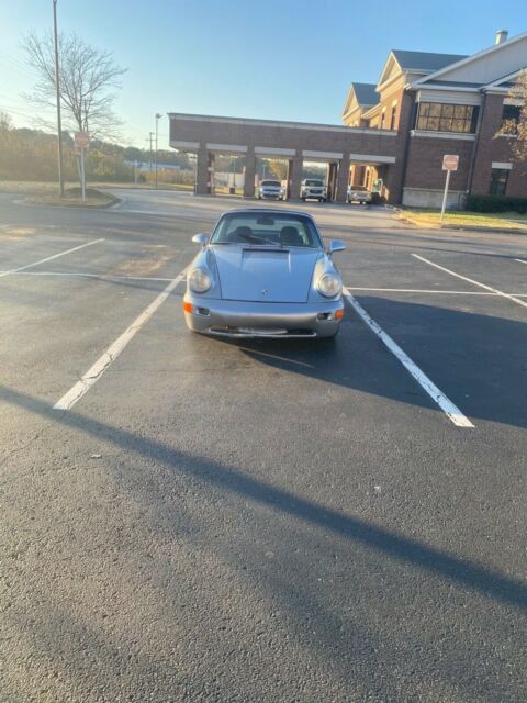 Porsche 911 1976 image number 15
