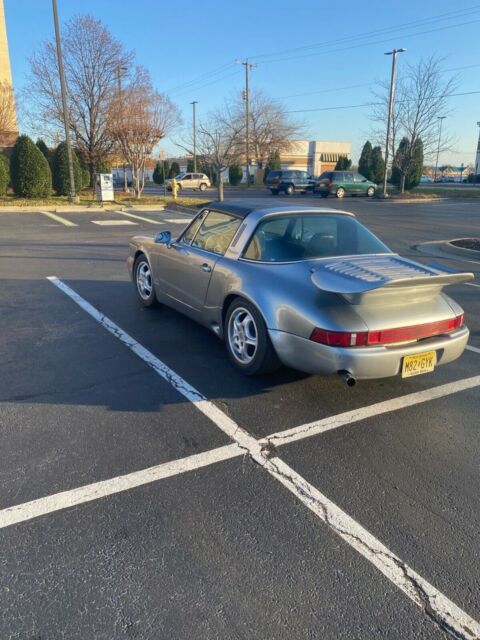 Porsche 911 1976 image number 27
