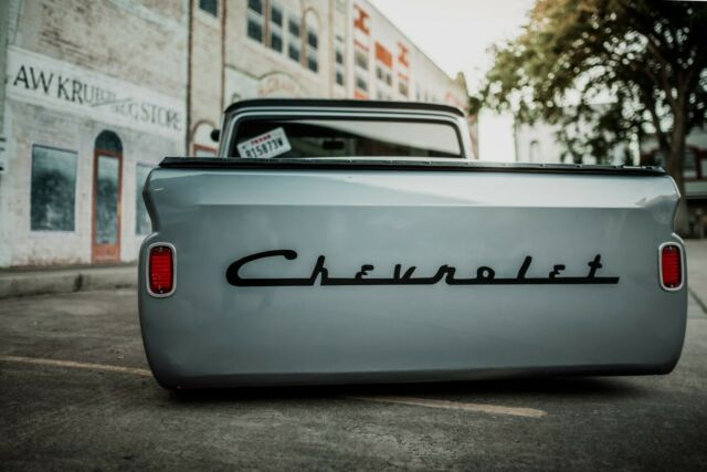 Chevrolet C-10 1966 image number 10