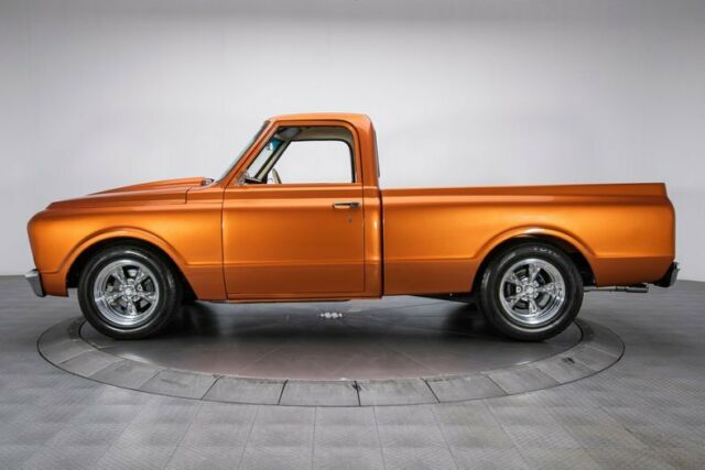 Chevrolet C-10 1967 image number 11
