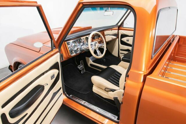 Chevrolet C-10 1967 image number 28