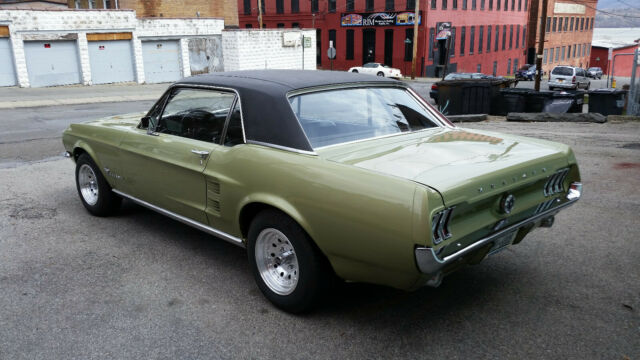 Ford Mustang 1967 image number 10