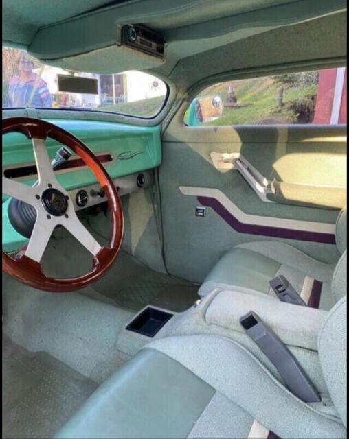 Chevrolet Fleetline 1948 image number 32