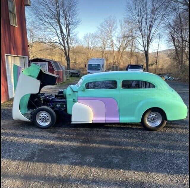 Chevrolet Fleetline 1948 image number 4