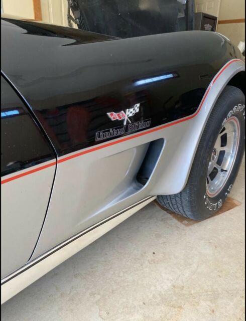 Chevrolet Corvette 1978 image number 14