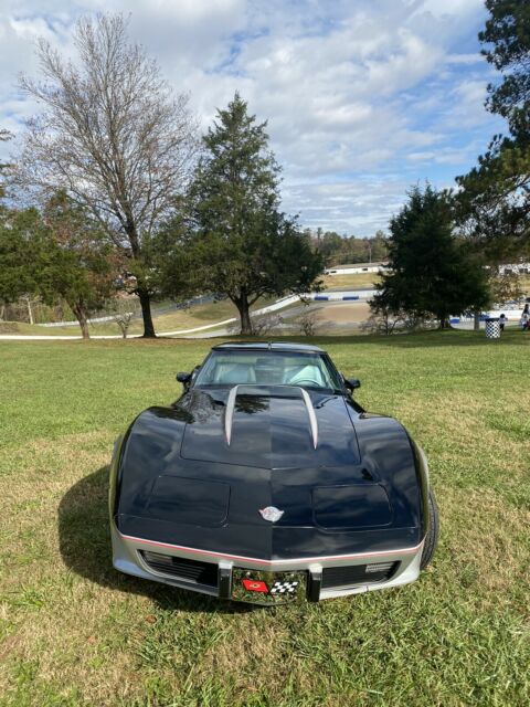 Chevrolet Corvette 1978 image number 2