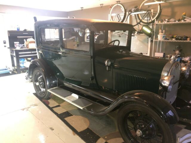 Ford Model A 1928 image number 0