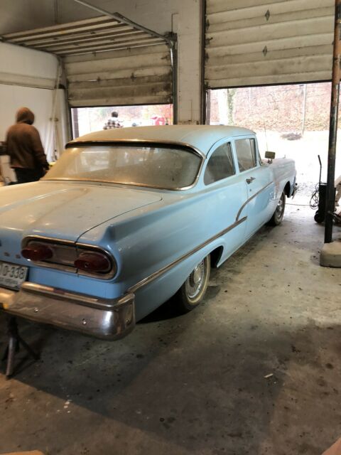 Ford 300 Fairlane 1958 image number 1