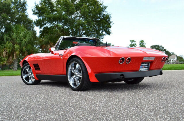 Chevrolet Corvette 1967 image number 14