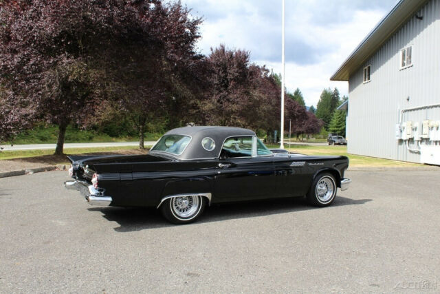 Ford Thunderbird 1957 image number 5