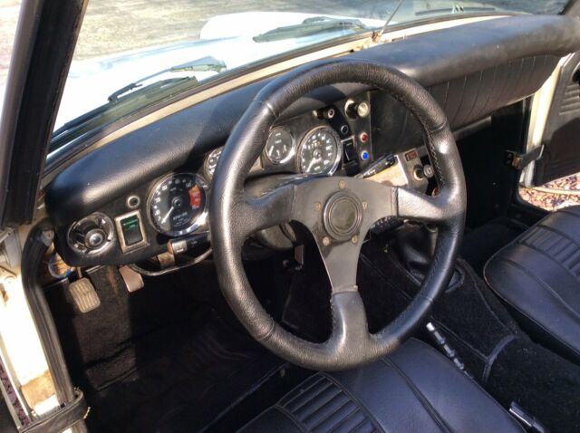 MG Midget 1976 image number 23