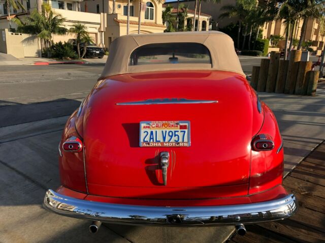Ford Roadster 1948 image number 2
