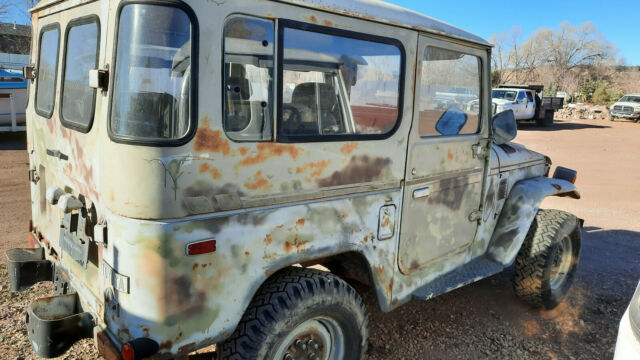 Toyota Land Cruiser 1976 image number 31