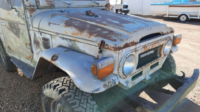 Toyota Land Cruiser 1976 image number 5
