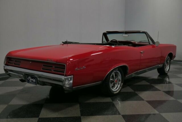 Pontiac Tempest 1967 image number 12