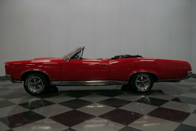 Pontiac Tempest 1967 image number 2