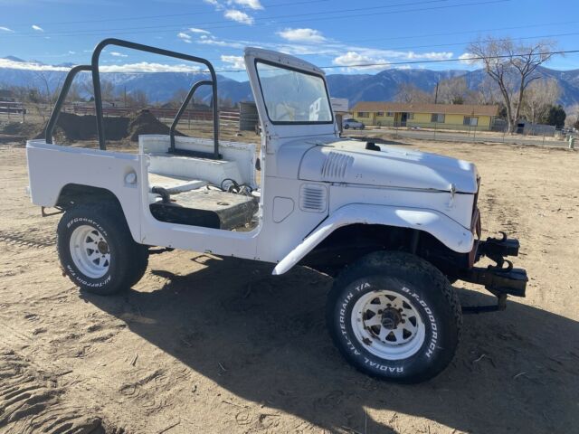 Toyota Land Cruiser FJ40 1968 image number 0