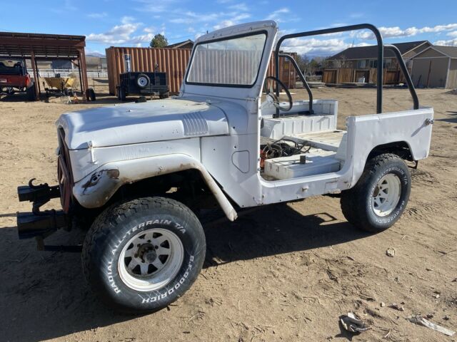 Toyota Land Cruiser FJ40 1968 image number 3