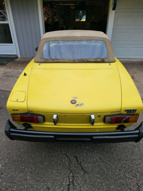 Fiat 124 Spider 1977 image number 3