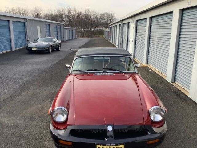 MG MGB 1977 image number 20