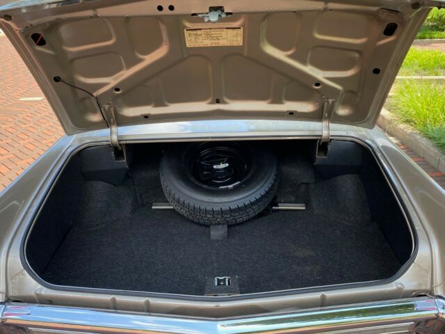 Cadillac DeVille 1969 image number 6