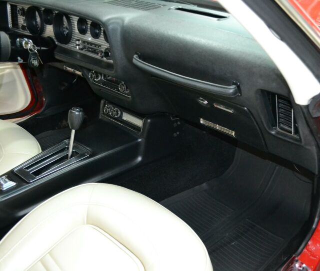 Pontiac Trans Am 1974 image number 32