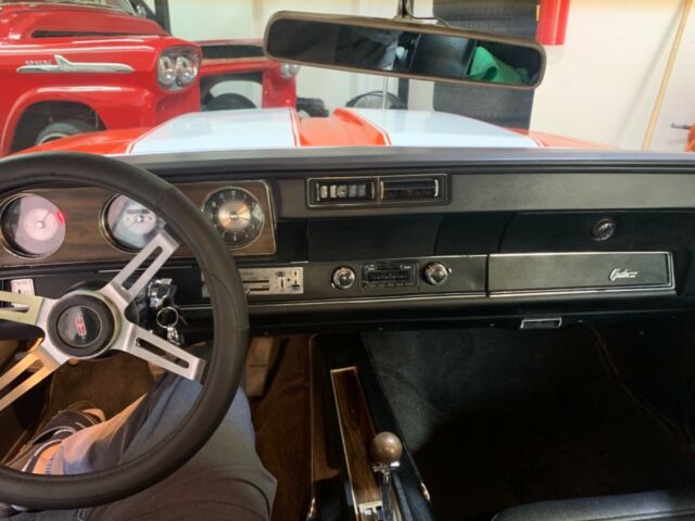 Oldsmobile Cutlass 1971 image number 45