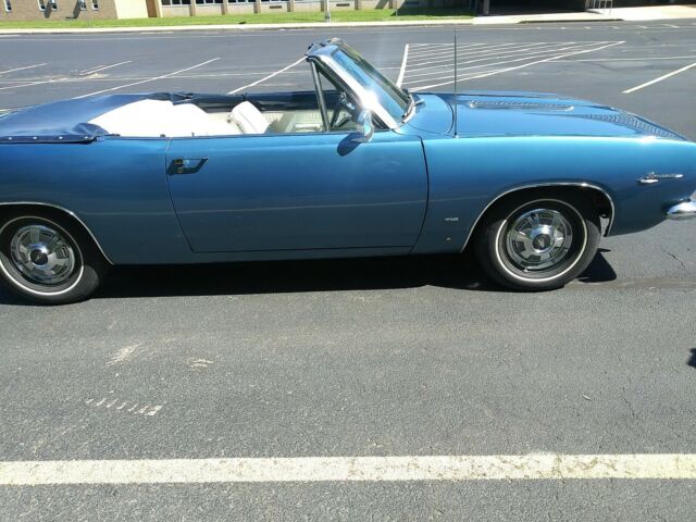 Plymouth Barracuda 1967 image number 23
