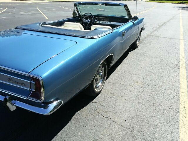 Plymouth Barracuda 1967 image number 4