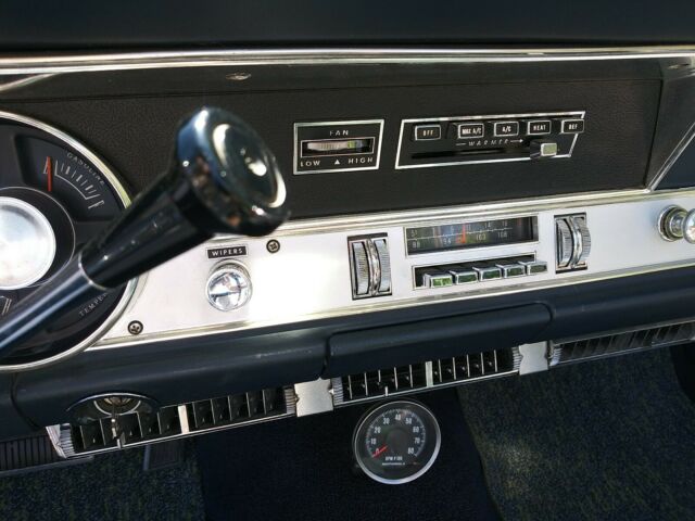 Plymouth Barracuda 1967 image number 8